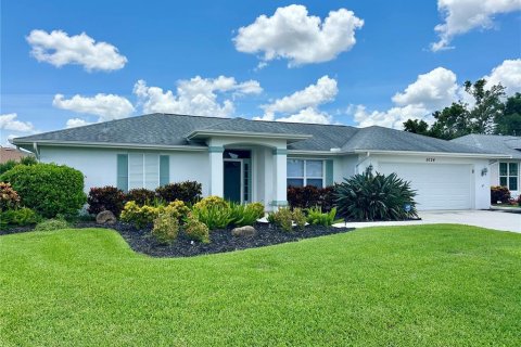 House in Venice, Florida 3 bedrooms, 210.24 sq.m. № 2238775