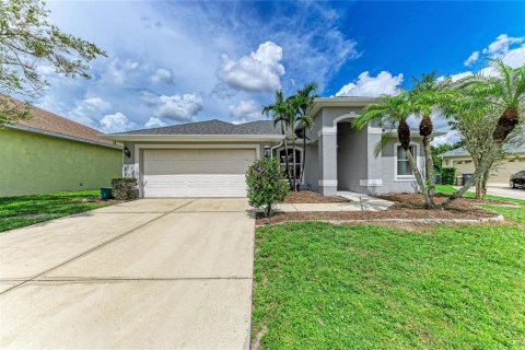 Villa ou maison à louer à Sarasota, Floride: 3 chambres, 152.45 m2 № 2383781 - photo 2