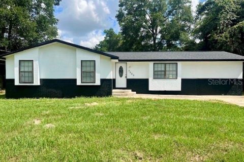 Villa ou maison à louer à Ocala, Floride: 3 chambres, 120.4 m2 № 1873057 - photo 2
