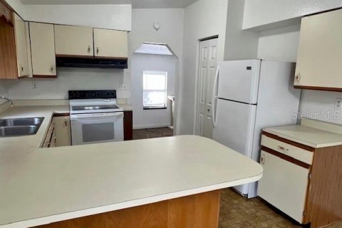 Villa ou maison à louer à Ocala, Floride: 3 chambres, 120.4 m2 № 1873057 - photo 4