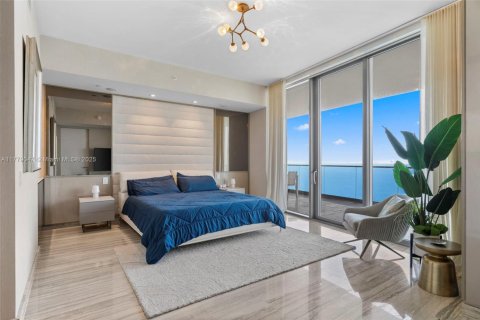 Condo in Sunny Isles Beach, Florida, 2 bedrooms  № 1868643 - photo 10