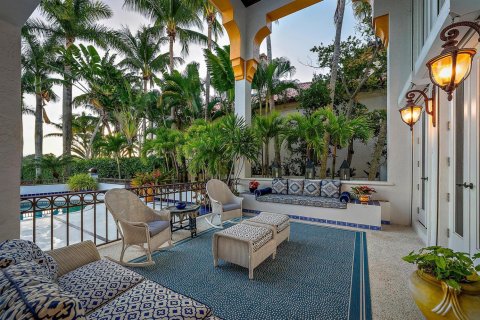 House in Palm Beach Gardens, Florida 5 bedrooms, 666.57 sq.m. № 2243376 - photo 15