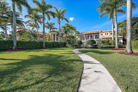 House in Palm Beach Gardens, Florida 5 bedrooms, 666.57 sq.m. № 2243376 - photo 8