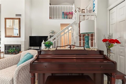 Townhouse in Clearwater, Florida 4 bedrooms, 179.12 sq.m. № 2351872 - photo 4