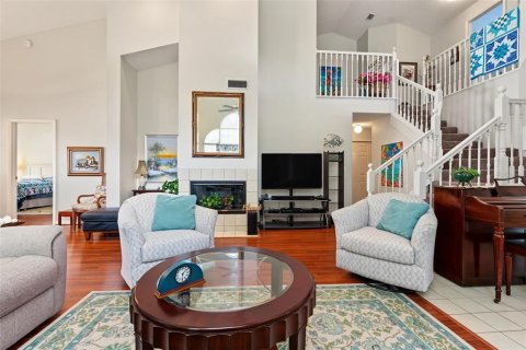 Townhouse in Clearwater, Florida 4 bedrooms, 179.12 sq.m. № 2351872 - photo 10