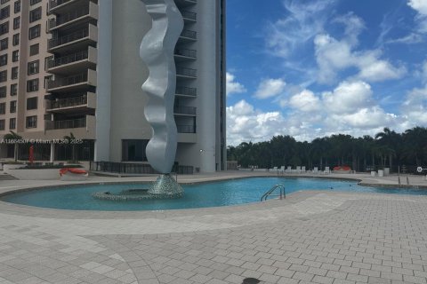 Купить кондоминиум в Майами, Флорида 3 спальни, 181.16м2, № 1957864 - фото 9