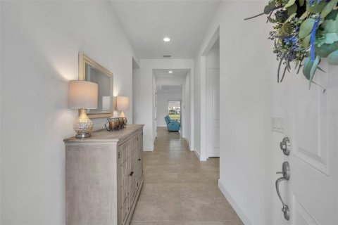 House in Daytona Beach, Florida 4 bedrooms, 204.57 sq.m. № 1546494 - photo 4