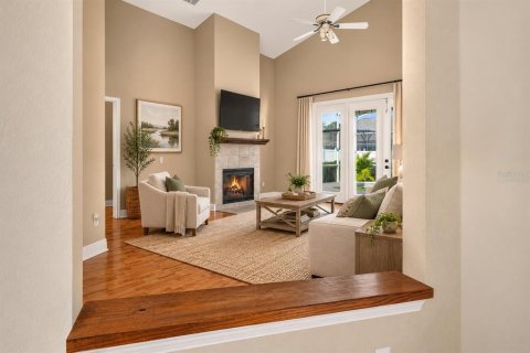 House in Belle Isle, Florida 3 bedrooms, 176.14 sq.m. № 2395911 - photo 6