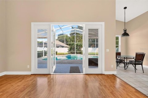 House in Belle Isle, Florida 3 bedrooms, 176.14 sq.m. № 2395911 - photo 12