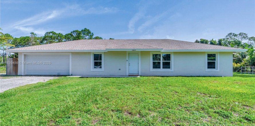Casa en Loxahatchee Groves, Florida 3 dormitorios, 157.93 m2 № 1819739