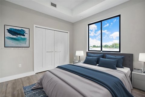 Villa ou maison à louer à Hialeah, Floride: 3 chambres, 288 m2 № 2001544 - photo 9