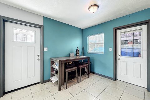 House in Orlando, Florida 3 bedrooms, 84.73 sq.m. № 1780925 - photo 7