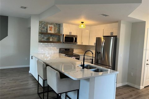 Adosado en venta en Saint Petersburg, Florida, 3 dormitorios, 156.54 m2 № 2231034 - foto 14