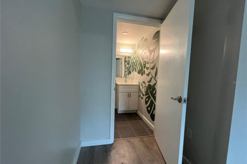 Adosado en venta en Saint Petersburg, Florida, 3 dormitorios, 156.54 m2 № 2231034 - foto 29