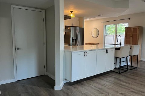 Adosado en venta en Saint Petersburg, Florida, 3 dormitorios, 156.54 m2 № 2231034 - foto 16