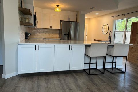 Adosado en venta en Saint Petersburg, Florida, 3 dormitorios, 156.54 m2 № 2231034 - foto 21
