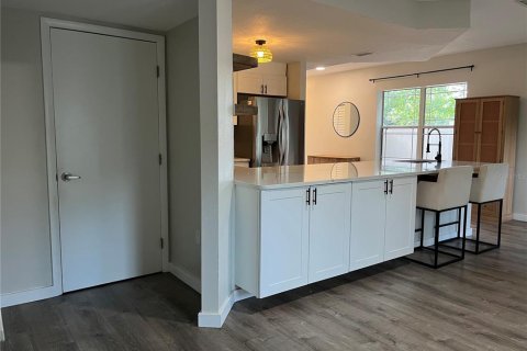 Adosado en venta en Saint Petersburg, Florida, 3 dormitorios, 156.54 m2 № 2231034 - foto 17