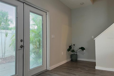 Adosado en venta en Saint Petersburg, Florida, 3 dormitorios, 156.54 m2 № 2231034 - foto 27