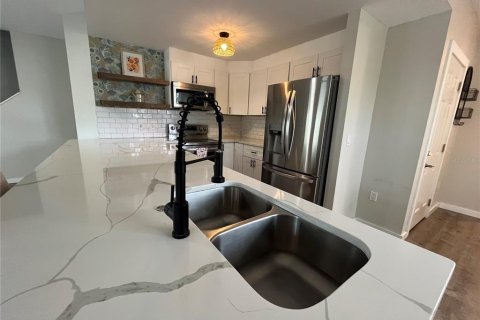 Adosado en venta en Saint Petersburg, Florida, 3 dormitorios, 156.54 m2 № 2231034 - foto 23