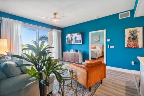 Condominio en alquiler en Punta Gorda, Florida, 2 dormitorios, 75.16 m2 № 1288294 - foto 14