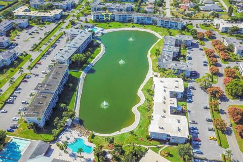 Condo in Lake Worth, Florida, 1 bedroom  № 2146878 - photo 22