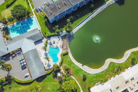 Condo in Lake Worth, Florida, 1 bedroom  № 2146878 - photo 24