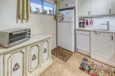 Condo in Lake Worth, Florida, 1 bedroom  № 2146878 - photo 9