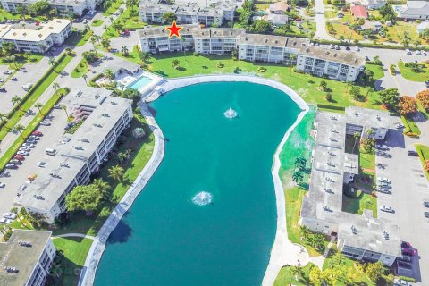 Condo in Lake Worth, Florida, 1 bedroom  № 2146878 - photo 20
