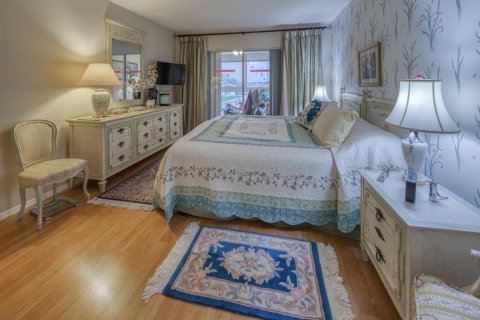 Condo in Lake Worth, Florida, 1 bedroom  № 2146878 - photo 8