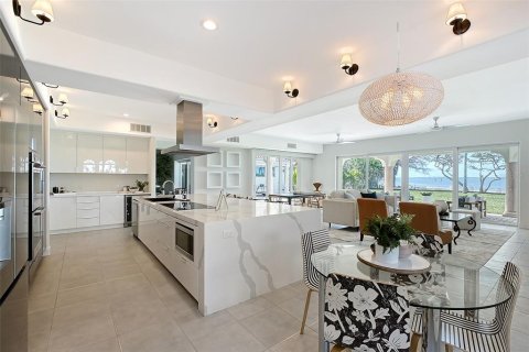 Купить виллу или дом в Сарасота, Флорида 13 комнат, 489.59м2, № 1643320 - фото 19