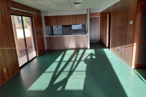 Propiedad comercial en venta en Sebring, Florida № 2082889 - foto 7