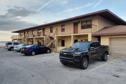 Propiedad comercial en venta en Sebring, Florida № 2082889 - foto 2