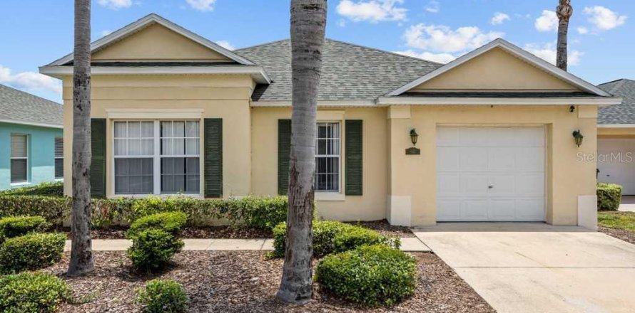 Villa ou maison à Davenport, Floride 4 chambres, 160.81 m2 № 2221373