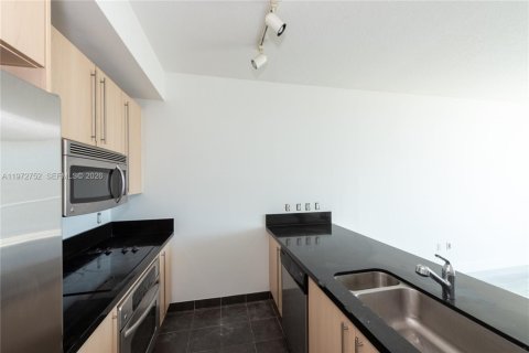 Copropriété à vendre à Miami, Floride: 1 chambre, 64.38 m2 № 2174739 - photo 8