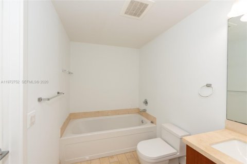 Copropriété à vendre à Miami, Floride: 1 chambre, 64.38 m2 № 2174739 - photo 13