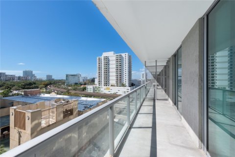 Copropriété à vendre à Miami, Floride: 1 chambre, 64.38 m2 № 2174739 - photo 3