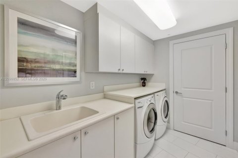 Copropriété à vendre à Pompano Beach, Floride: 2 chambres, 133.97 m2 № 2397655 - photo 26