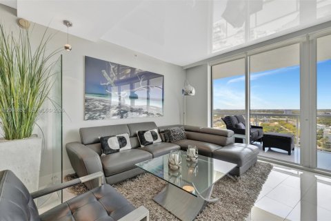 Copropriété à vendre à Pompano Beach, Floride: 2 chambres, 133.97 m2 № 2397655 - photo 4