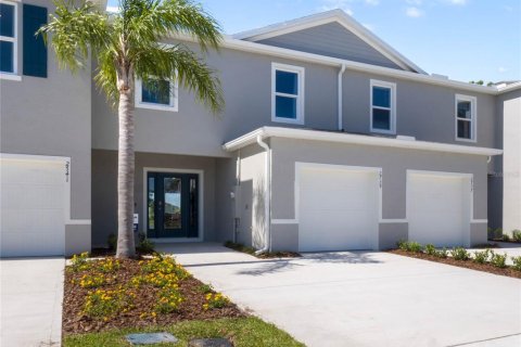 Townhouse in Edgewater, Florida 3 bedrooms, 155.24 sq.m. № 1783408 - photo 1