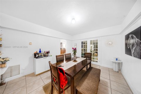 Купить коммерческую недвижимость в Майами, Флорида 495.54м2, № 2050970 - фото 20