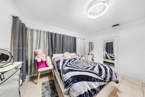 Купить коммерческую недвижимость в Майами, Флорида 495.54м2, № 2050970 - фото 23