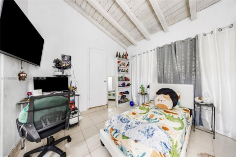 Купить коммерческую недвижимость в Майами, Флорида 495.54м2, № 2050970 - фото 27