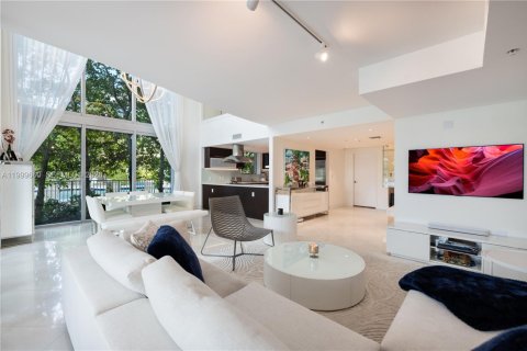 Condo in North Bay Village, Florida, 4 bedrooms  № 2067197 - photo 9