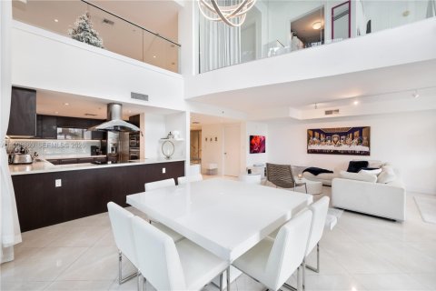 Condo in North Bay Village, Florida, 4 bedrooms  № 2067197
