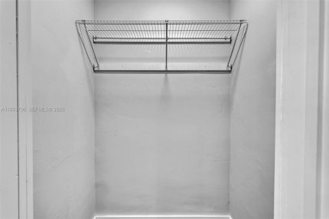 Casa en alquiler en Pompano Beach, Florida, 2 dormitorios, 175.12 m2 № 1992111 - foto 30