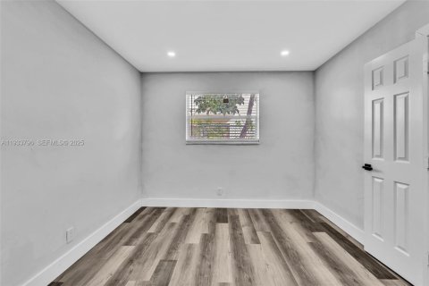 Casa en alquiler en Pompano Beach, Florida, 2 dormitorios, 175.12 m2 № 1992111 - foto 27