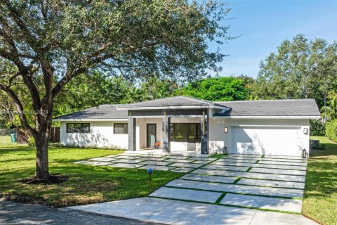 Casa en venta en Pinecrest, Florida, 3 dormitorios, 253.16 m2 № 1403054 - foto 1