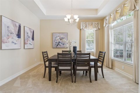 House in DeLand, Florida 3 bedrooms, 236.53 sq.m. № 2098205 - photo 3