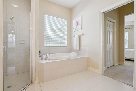 House in DeLand, Florida 3 bedrooms, 236.53 sq.m. № 2098205 - photo 22