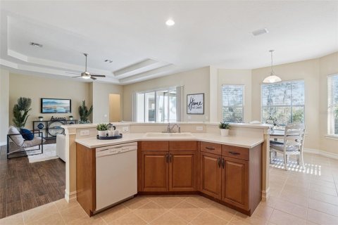 House in DeLand, Florida 3 bedrooms, 236.53 sq.m. № 2098205 - photo 12